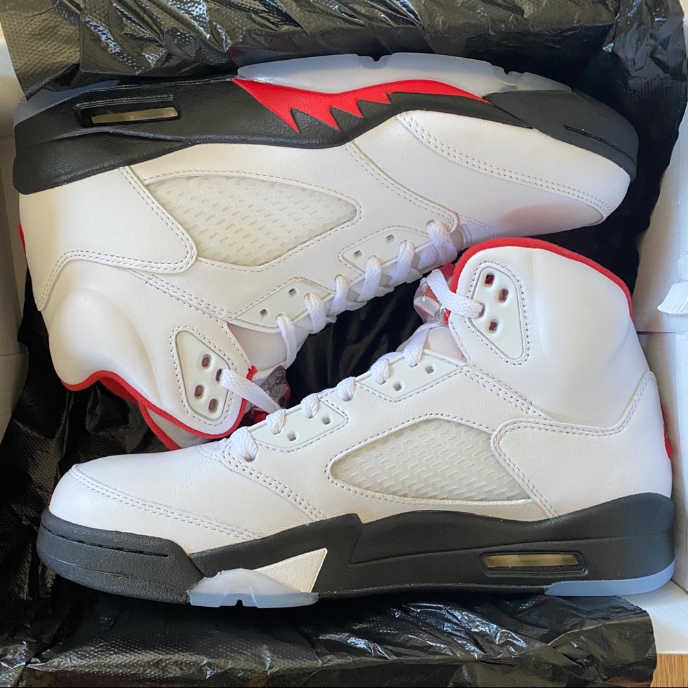 Air Jordan 5 Retro “Fire Red” - Picture 1 of 4